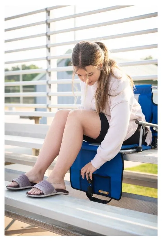 STADIUM SEAT WITH ARMS - BLUE